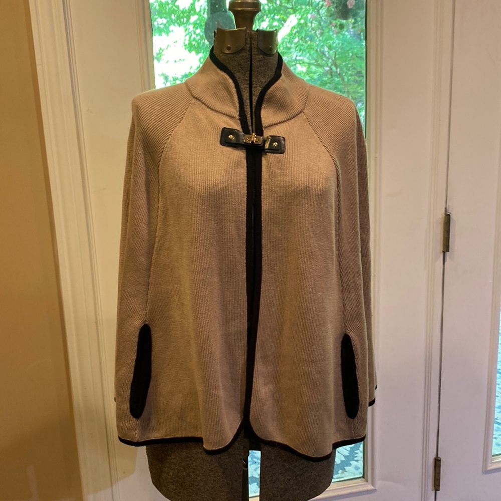 Calvin Klein tan cape with stem holes and closure